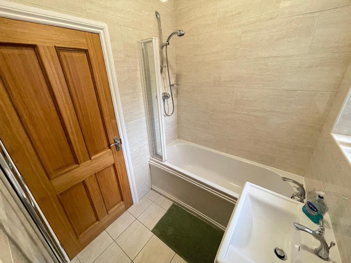 The Beach Front Apartment, Amazing Frontline Sea Views Tynemouth Exteriör bild